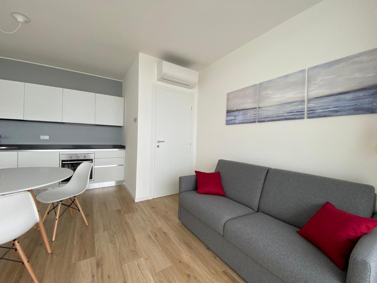 Podium Apartment Lido di Jesolo Bagian luar foto