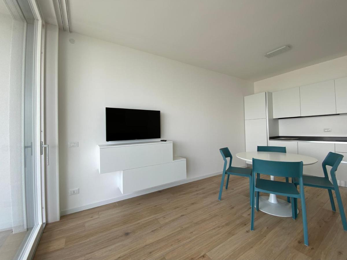 Podium Apartment Lido di Jesolo Bagian luar foto