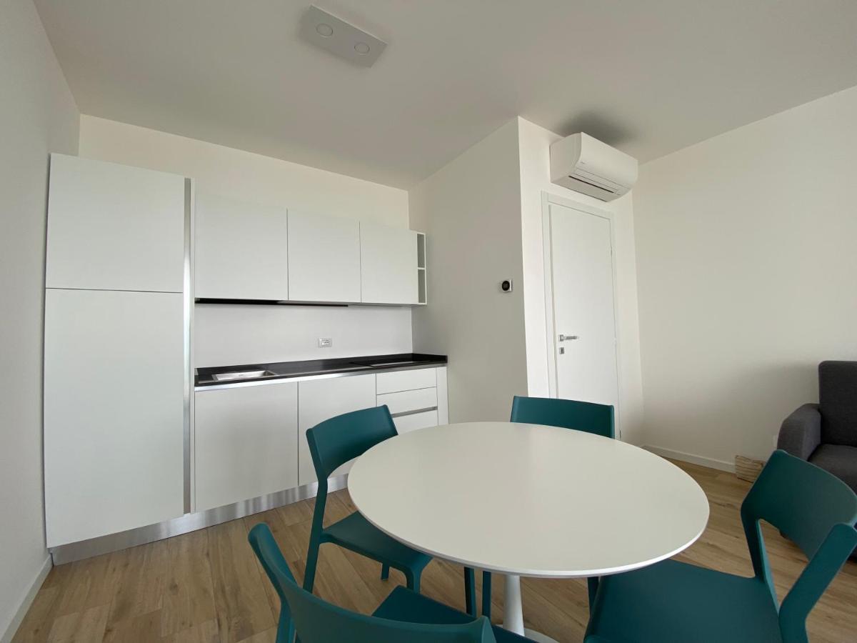 Podium Apartment Lido di Jesolo Bagian luar foto