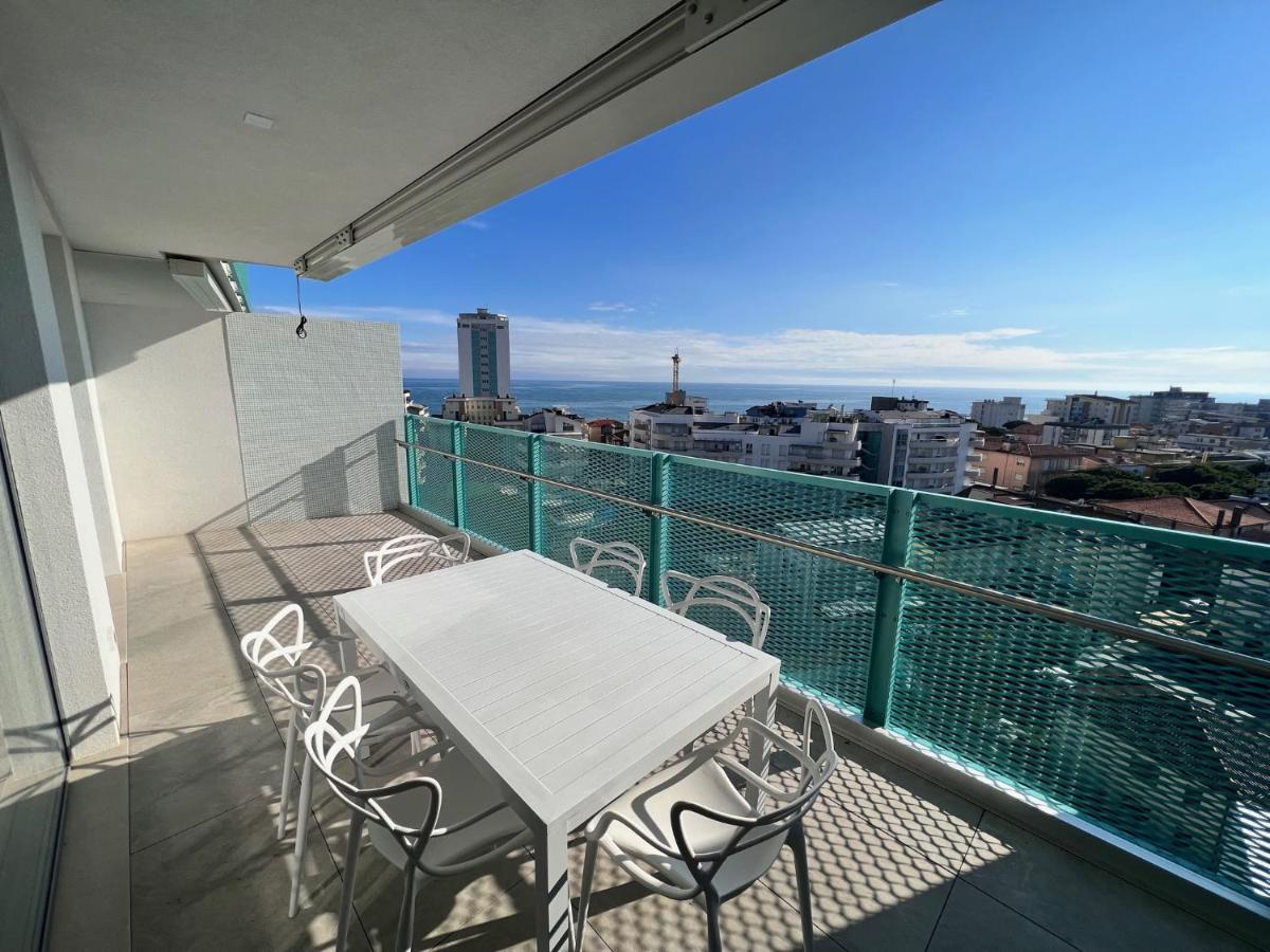 Podium Apartment Lido di Jesolo Bagian luar foto